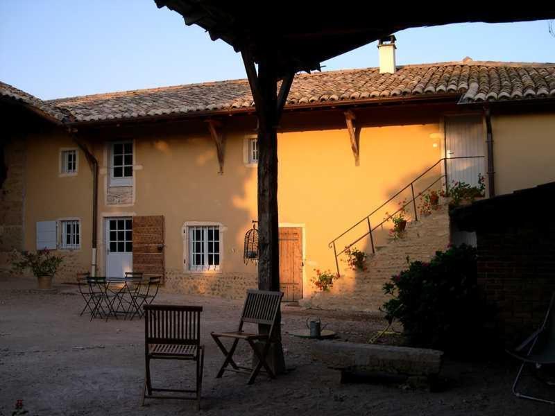 Bed & Breakfast - Maison De Marie Messimy-sur-Saone Exterior foto